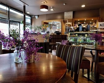 Dolphin Sa1 - סוואנסי - מסעדה