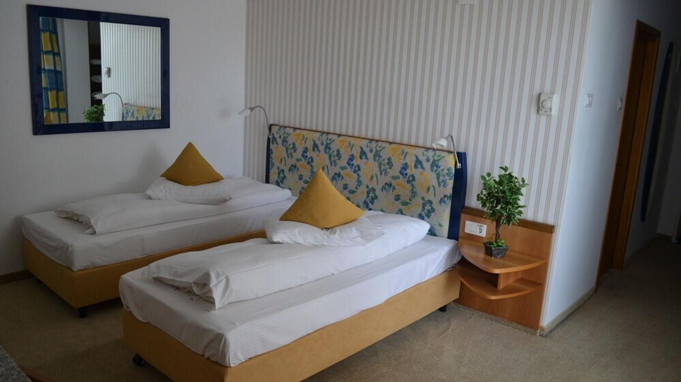 Hotel Doi Taurasi