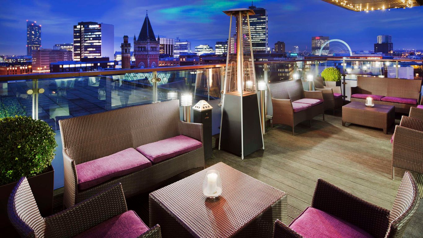 دبل تري من هيلتون مانشستر بيكاديللي