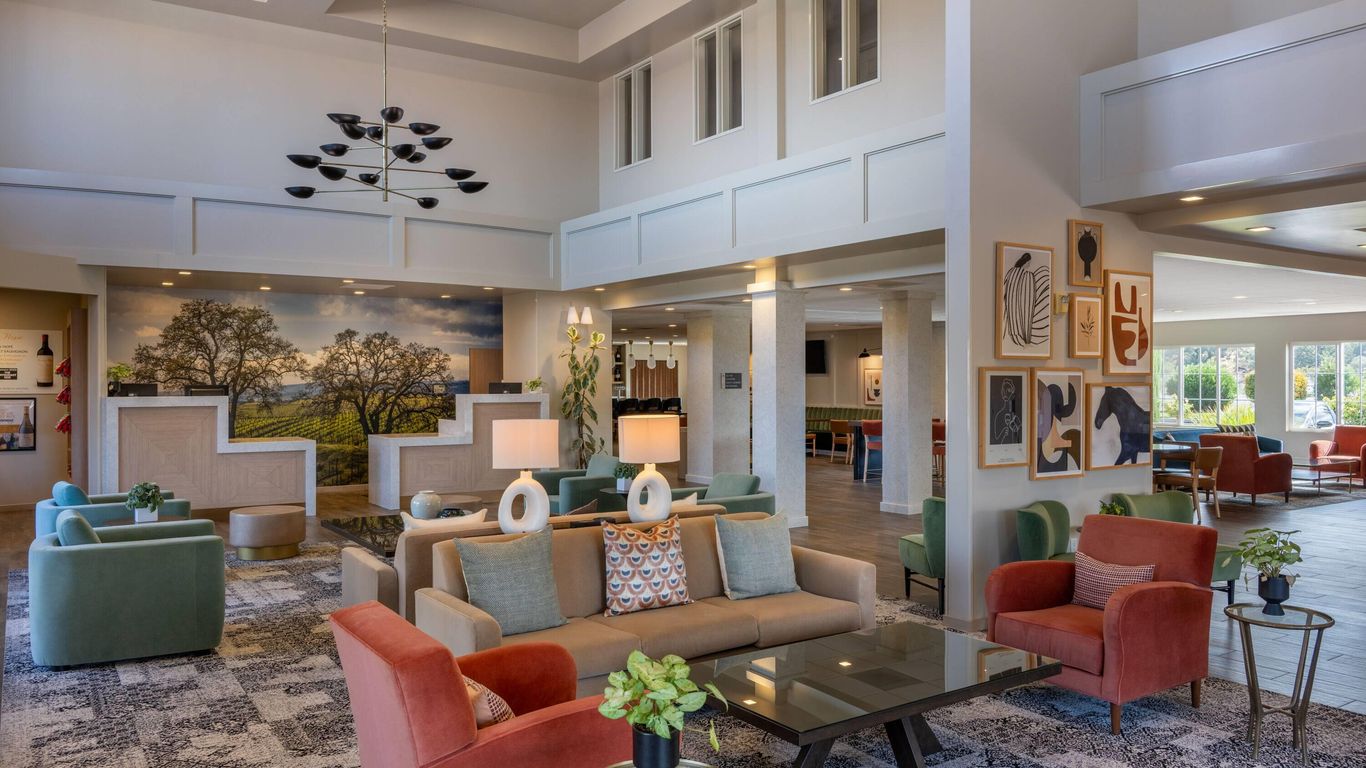 La Quinta Inn & Suites by Wyndham Paso Robles