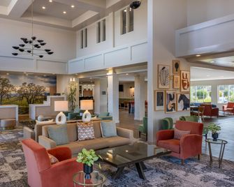 La Quinta Inn & Suites by Wyndham Paso Robles - El Paso de Robles - Lounge