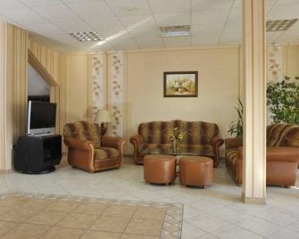 Rodopi Hotel - Haskovo - Lobby