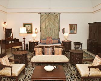 Welcomheritage Bal Samand Lake Palace - ג'ודפור - טרקלין