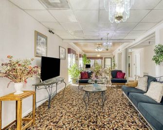 Grenada Ms |2 Queen Bed - Grenada - Lobby