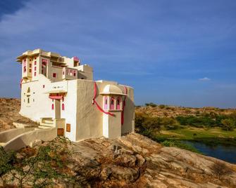 Brij Lakshman Sagar, Pali - Raipur - Edificio