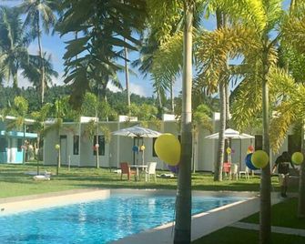 Shore Time Hotel Javier Leyte - Javier - Piscina