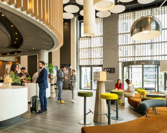 Novotel Paris Coeur d'Orly Airport - Orly - Building