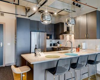 Sable 805 - Two Bedroom - Minneapolis - Cuisine