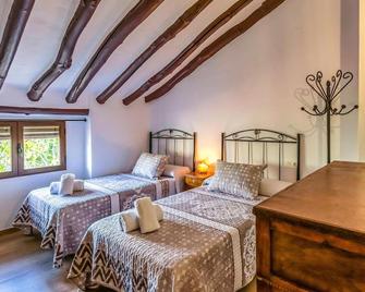 Gorgeous Home In Puertollano - Alcalá la Real - Bedroom