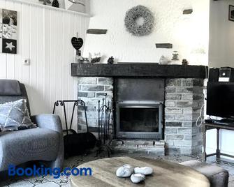 Gîte la Passerelle à Mouzaive - Vresse Sur Semois - Living room