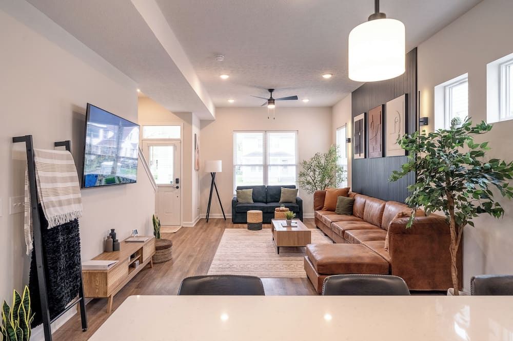 Luxury New 3br Cle Clinic Univcircle Little Italy - קליבלנד - סלון