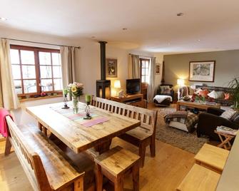 The Guest House - Vallorcine - Comedor