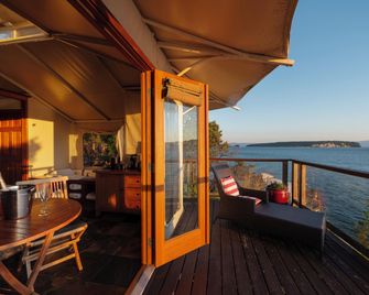 Rockwater Secret Cove Resort - Halfmoon Bay - Balkon