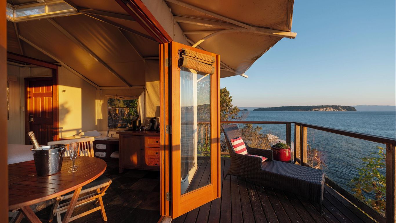 Rockwater Secret Cove Resort