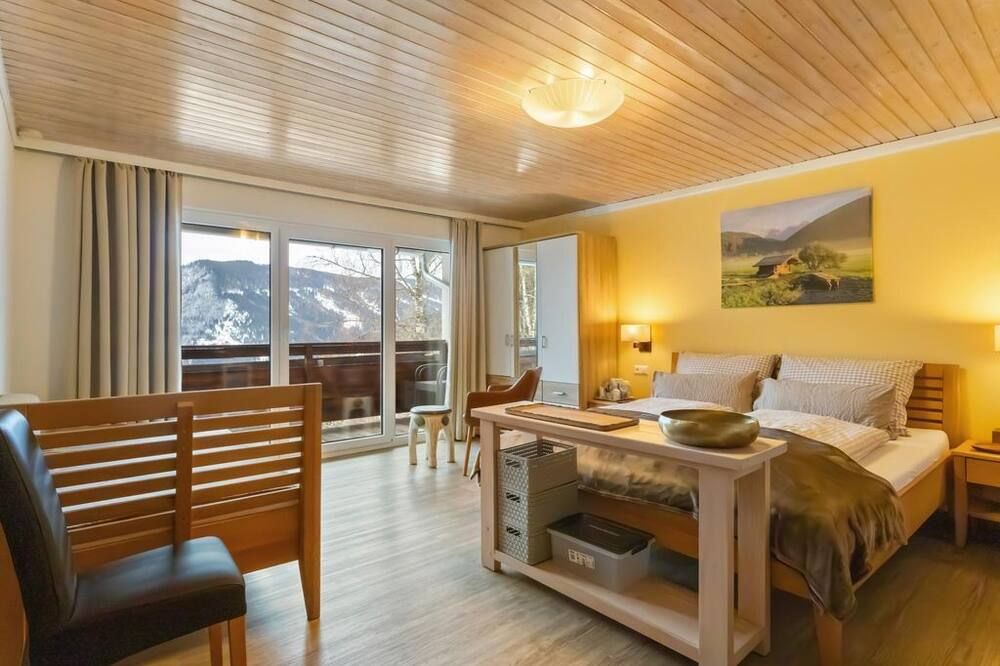 Family room, shower, WC - Pension Gsenger - ראמזאו אם דאכשטיין - חדר שינה