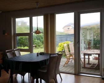 Bed & Breakfast i Vorupør - Nørre Vorupør - Comedor