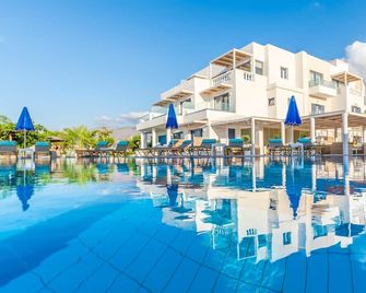 Pyrgos Blue - Mália - Uima-allas