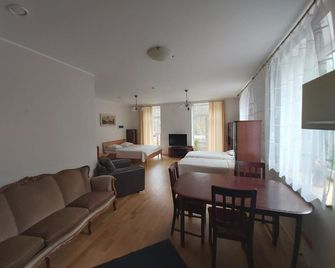 Viva Apartment - Pirita - טאלין - חדר אוכל