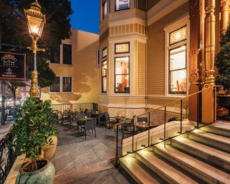 Neighbourgood Sutter Mansion - San Francisco