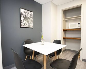 Wardens Quarters: 2 Bedroom Apt - Sault Ste Marie - Dining room