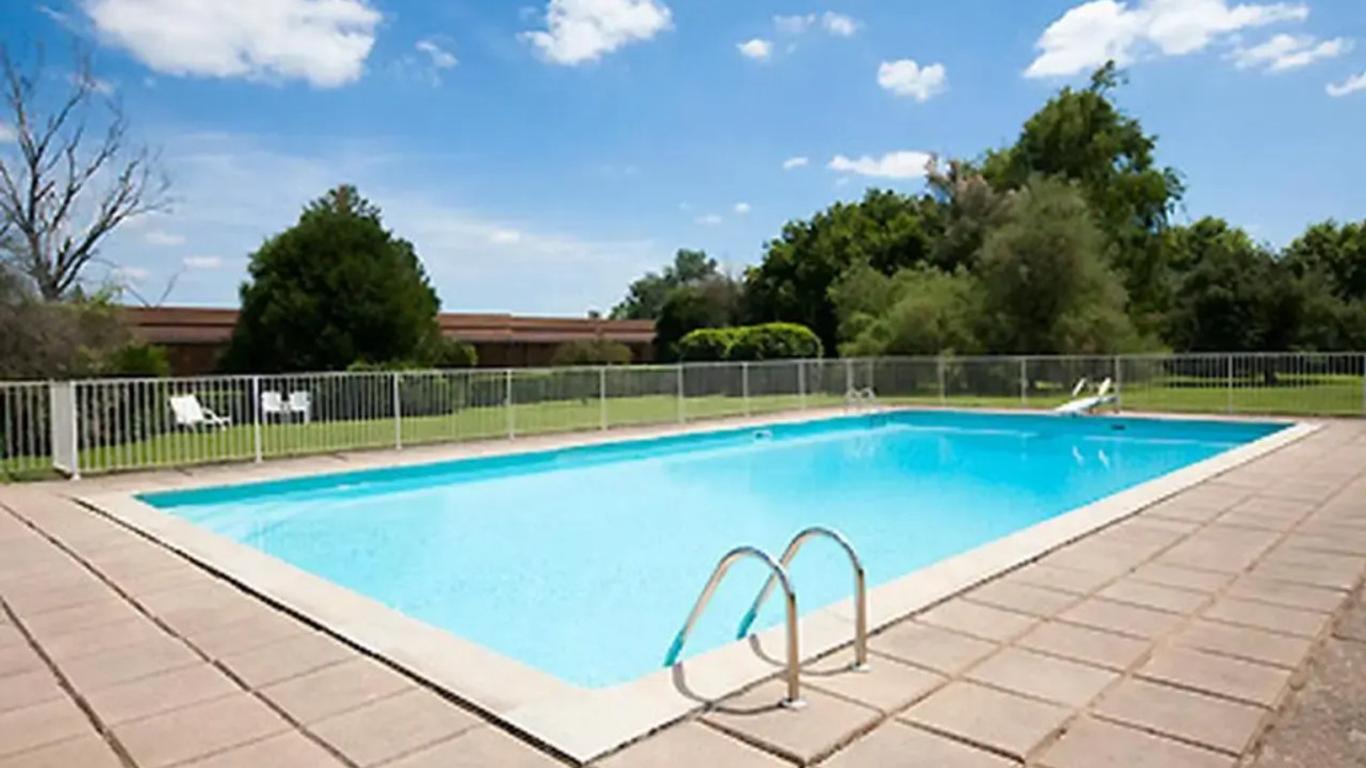 Logis Hôtel Restaurant La Vieille Ferme, Mâcon Nord