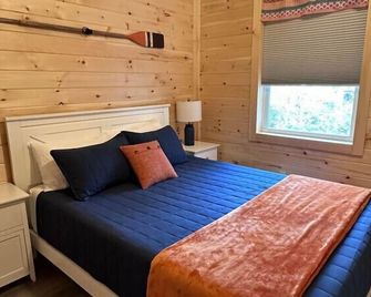 Cranberry Cottage-Gateway to Acadia National Park! - Mount Desert - Bedroom