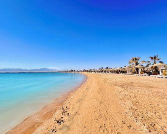 Stand-alone Villa in Soma Bay, Red Sea - Soma Bay - Strand