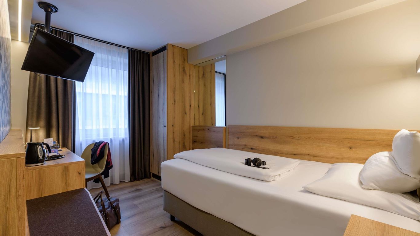 فندق ميركيور ميونيخ ألتشتات