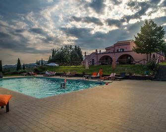 Tenuta San Michele - Santa Venerina - Piscina