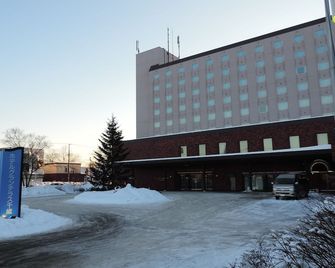Hotel Grand Terrace Chitose - Chitose - Gebouw