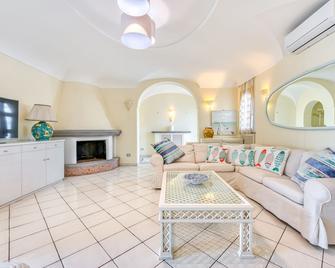 Villa Formica, a due passi dal mare - Forio - Living room