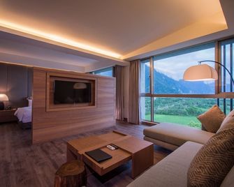 Taroko Liiko Hotels - Xincheng Township - Living room