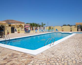 Fabulous Villa with large private pool, tennis court and Games Room, huge garden - Turre - Pool