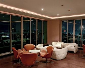 Riverview Condo Near Icon Siam Hi Speed Internet - Bang Bua Thong - Lounge