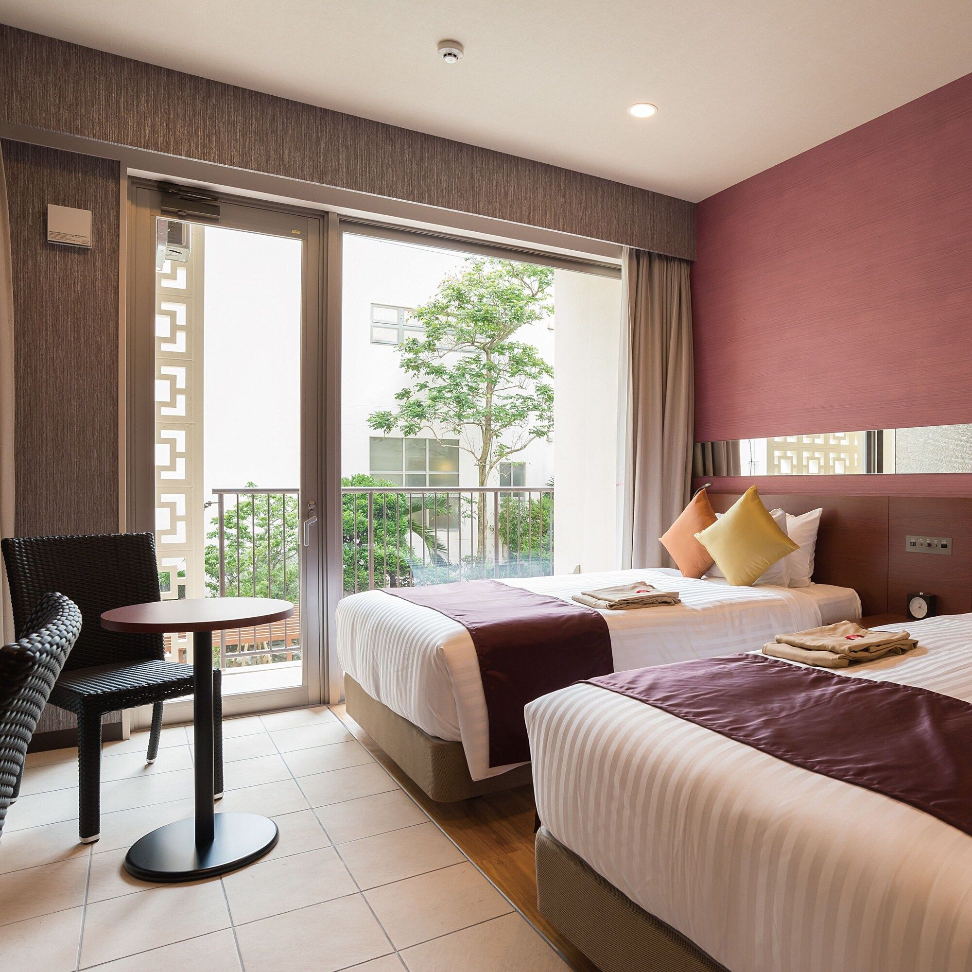 Community & Spa Naha Central Hotel