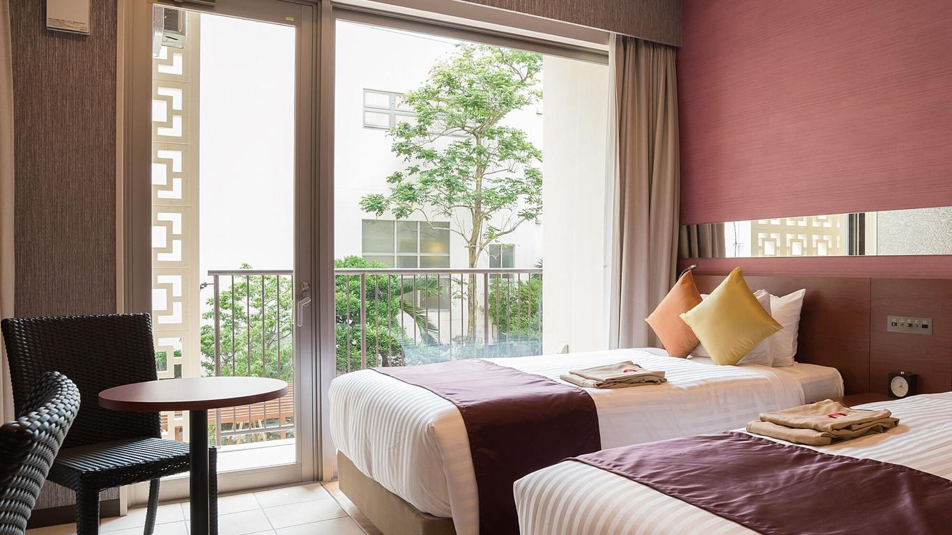 Community & Spa Naha Central Hotel