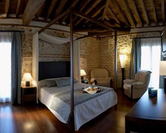 El Pontifical - Los Santos de la Humosa - Habitación