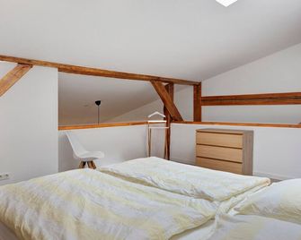 Ferienwohnung Junge 4 - Heide