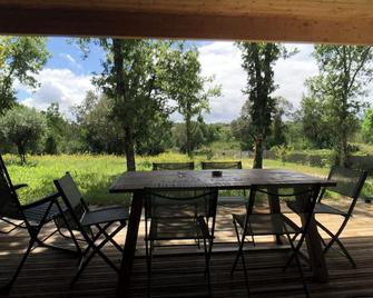 Maison moderne en bois - Varaire - Patio