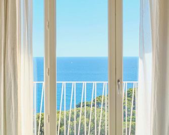 Hôtel Le Provençal - Rénové en 2025 - Bord de Mer - Hyères - Parveke
