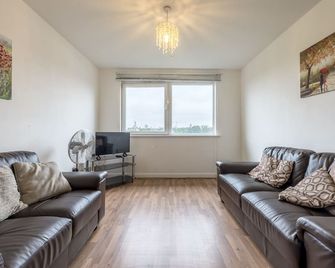 Manchester University - מנצ'סטר - סלון