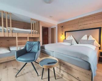 Double room with shower, WC - Walcher, Inn - דורפגשטין - חדר שינה