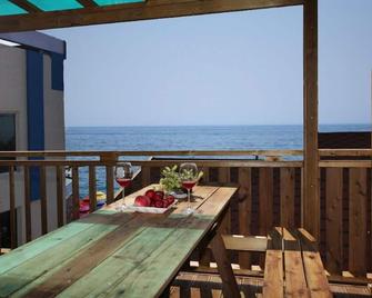 Sora Pension - Yeongdeok - Balcón