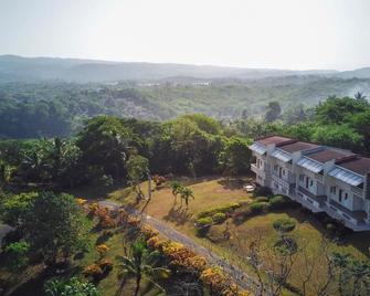 Weslore Apartments Private 10 Acre Estate - Bahía Montego - Vista del exterior