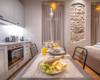 The 'Fan' studio in the heart of Old Corfu Town - Corfu - Restaurant