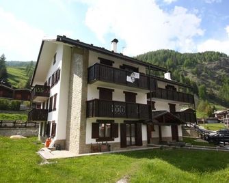 Champoluc Apartments - Champoluc - Budynek