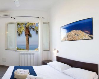 Bouganville B&B - Cefalú