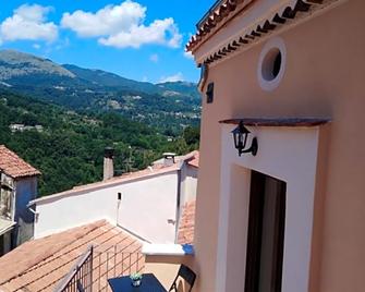 B&B Borgo Revelia - Rivello - Balcony