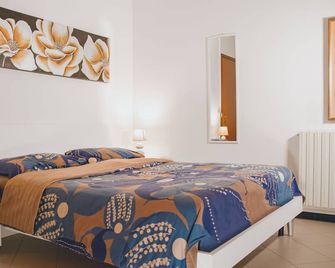 1 Bed-sleeps 4-town Centre-free Parking-aircon - Montagnana - Camera da letto