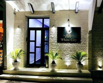 White City - Berat